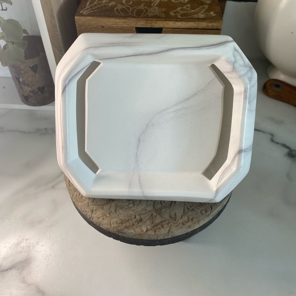💛free add on to any bundle 💛Marble-esq picture frame piggy bank